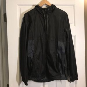 Black Under Armour Men’s Running Wind Breaker